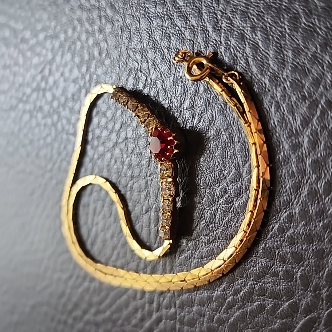 Vtg Necklace
